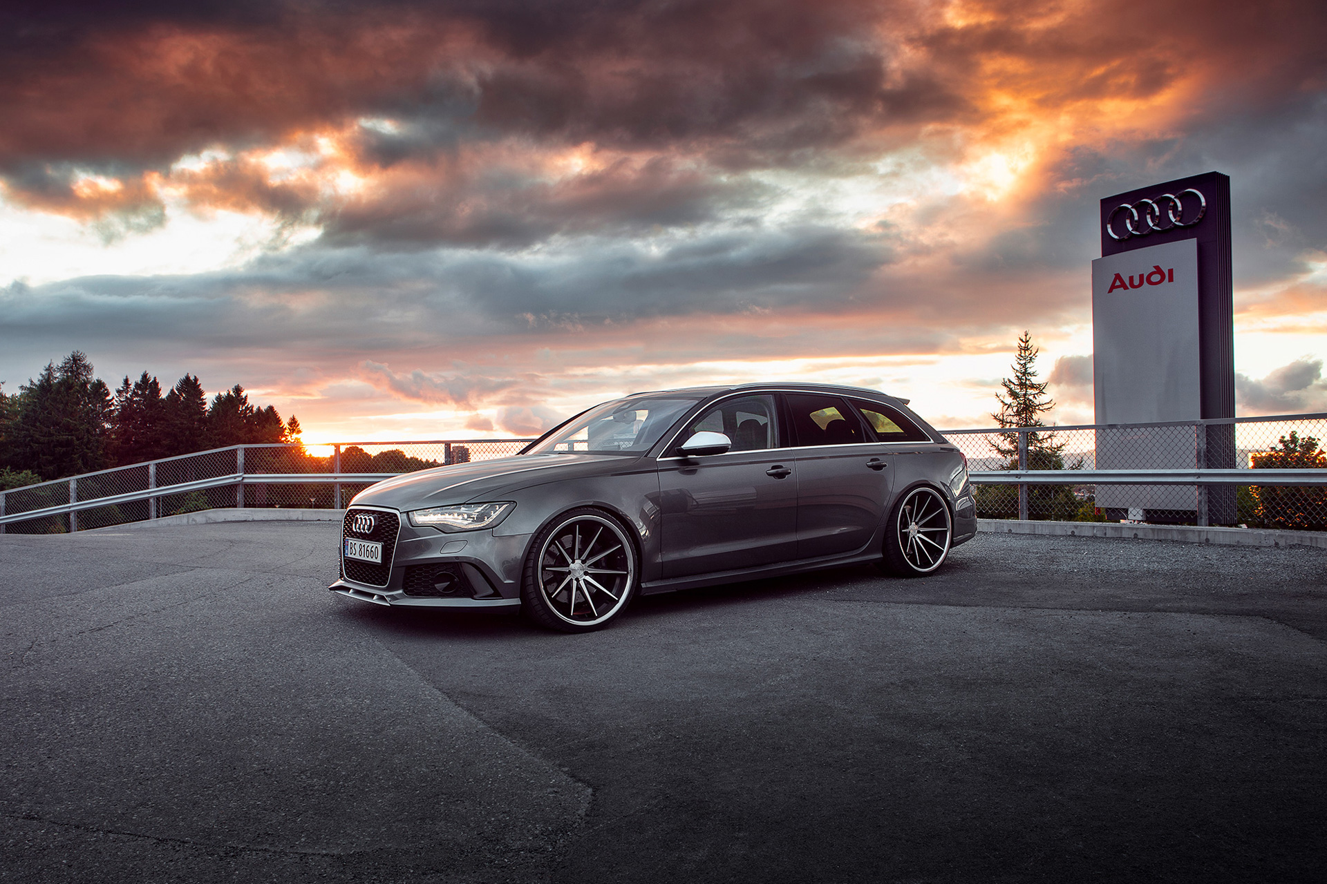 Audi sign Rs6